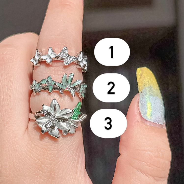 انگشتر لیلیوم و پروانه